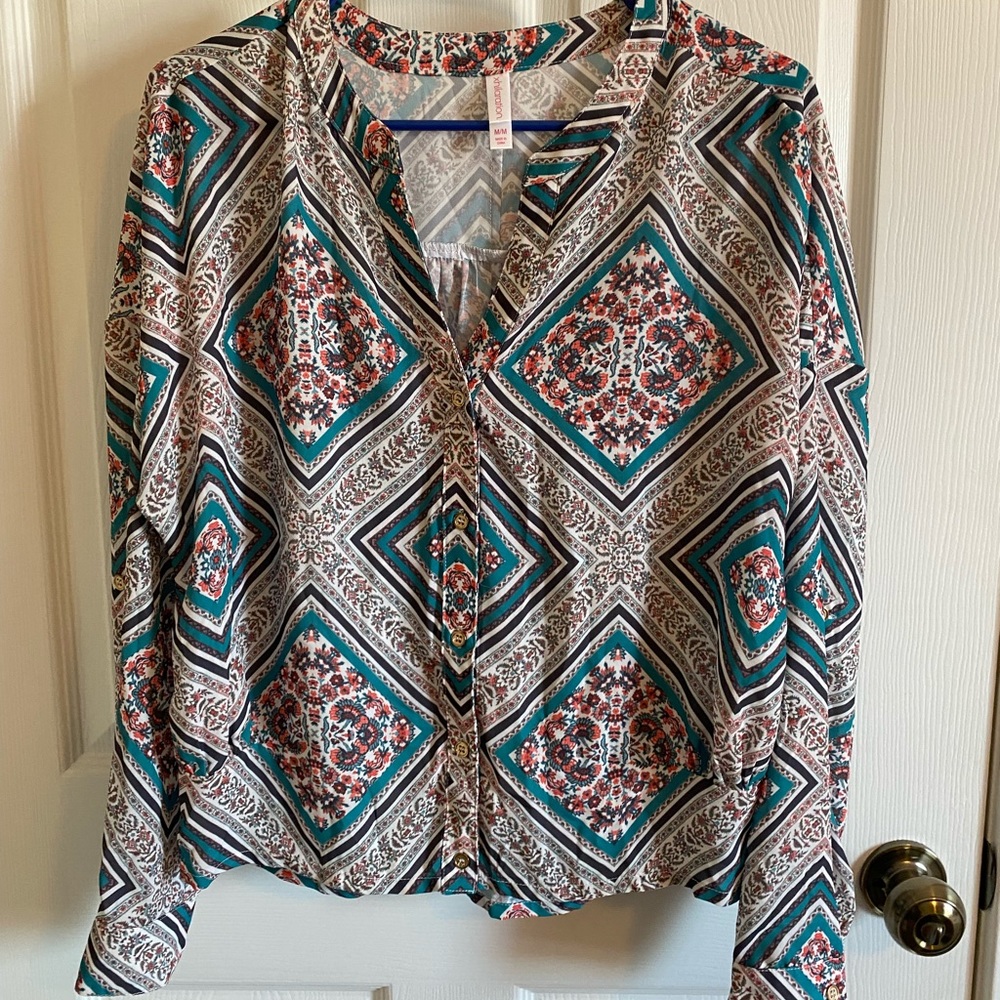 Xhilaration: Women’s patterned blouse